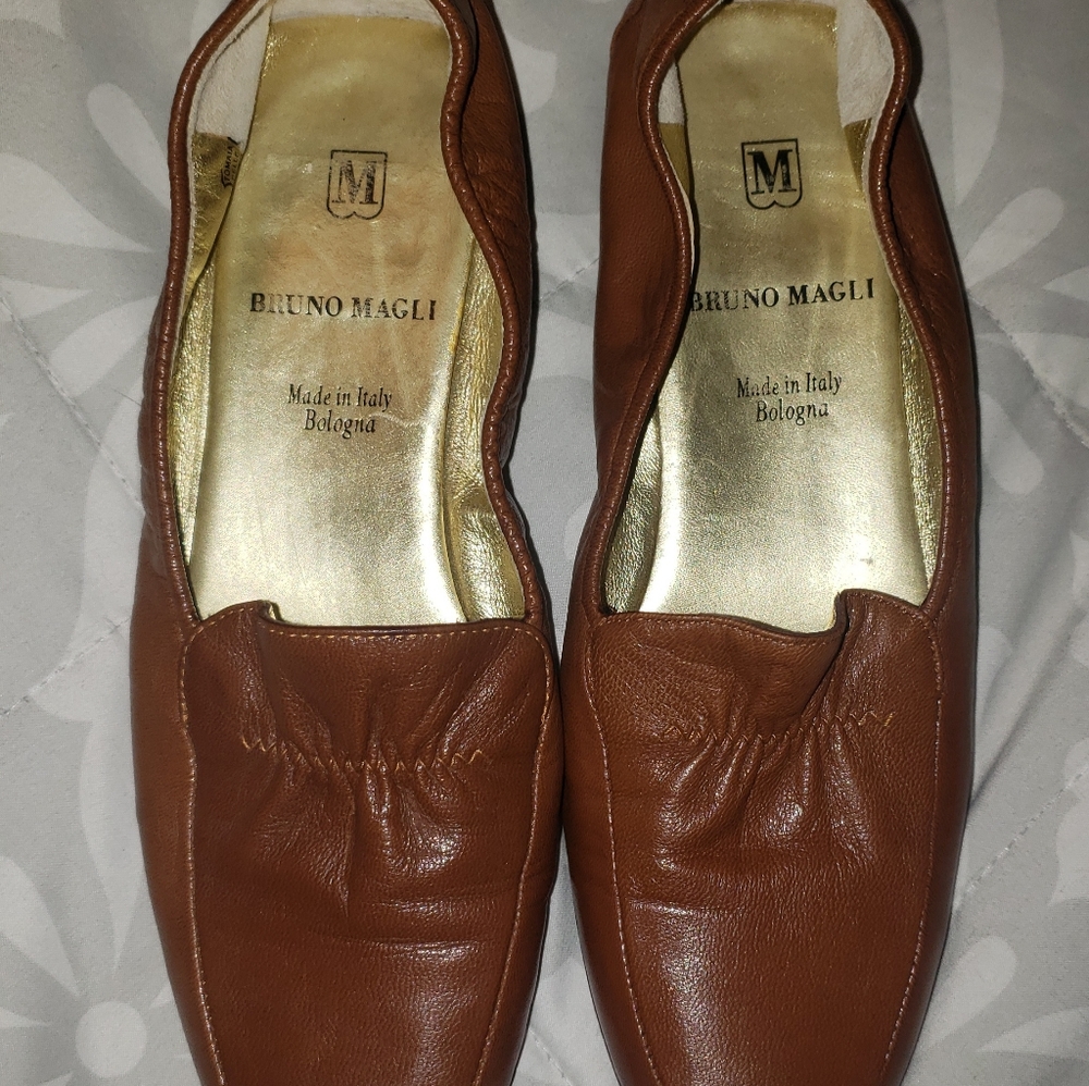 Bruno Magli leather loafers size 4.5